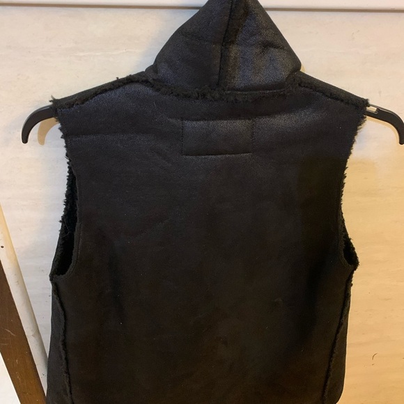 Michael Kors Black Vest Elegant Outerwear - Picture 3 of 6